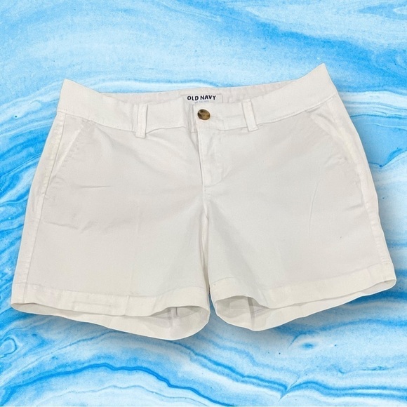 OLD Navy Ladies Sizes 2, 4, 12 White Chino Shorts - Picture 1 of 7